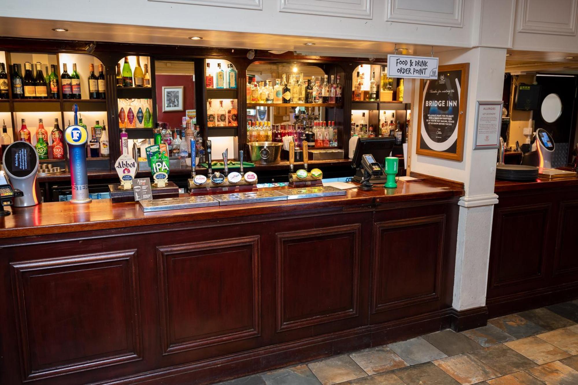 Bridge Hotel