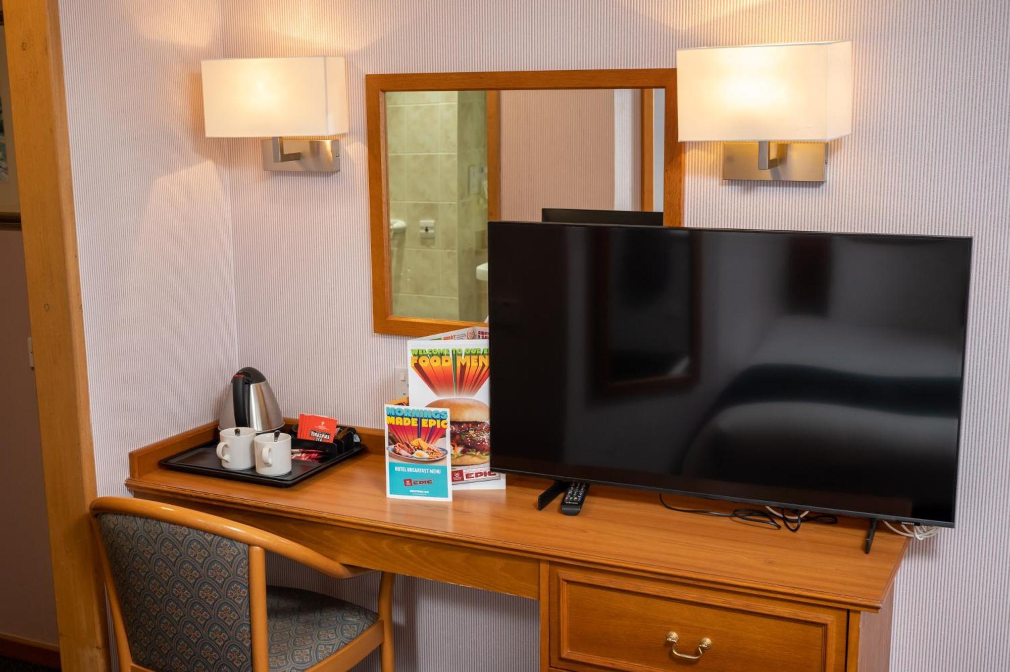 Hotel Bridge 2*
