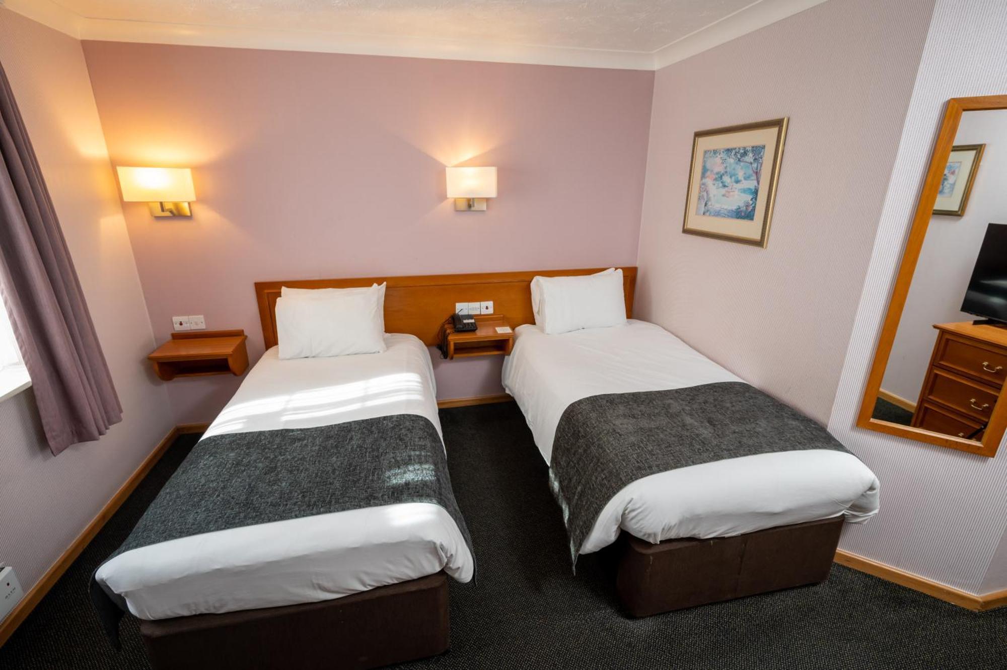 Bridge Hotel