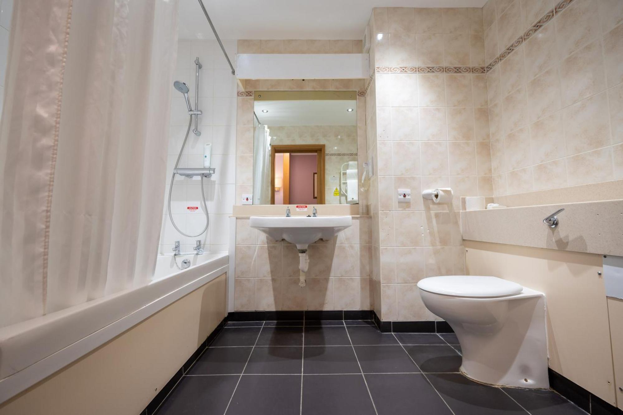Hotel Bridge Clevedon